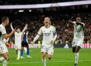 开云APP-皇马中场摩德里奇掌控比赛进程，为球队取胜立下汗马功劳