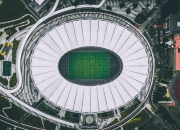 开云体育直播-卢卡库，F1街道赛之夜的红色闪电