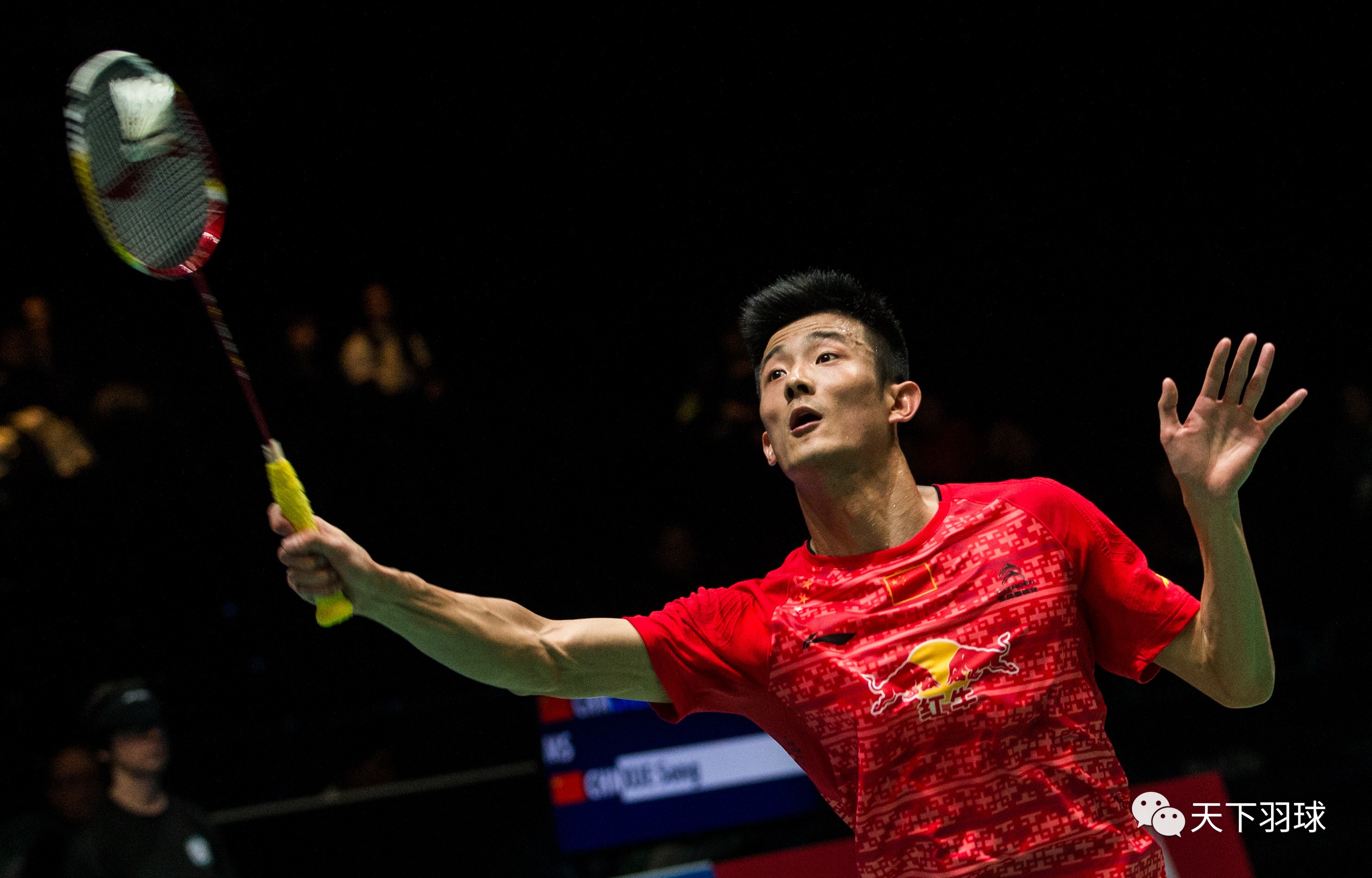 日本羽毛球队轻取印度羽毛球队，谌龙三分雨点燃全场
