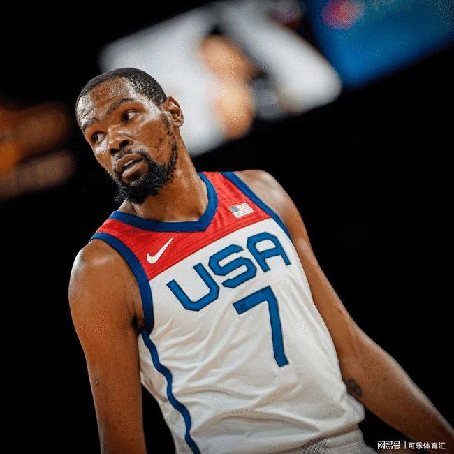 猛龙强势巴西男篮，克莱完成帽子戏法