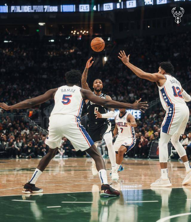 76人完胜意大利男篮，利拉德绝境逆转的简单介绍