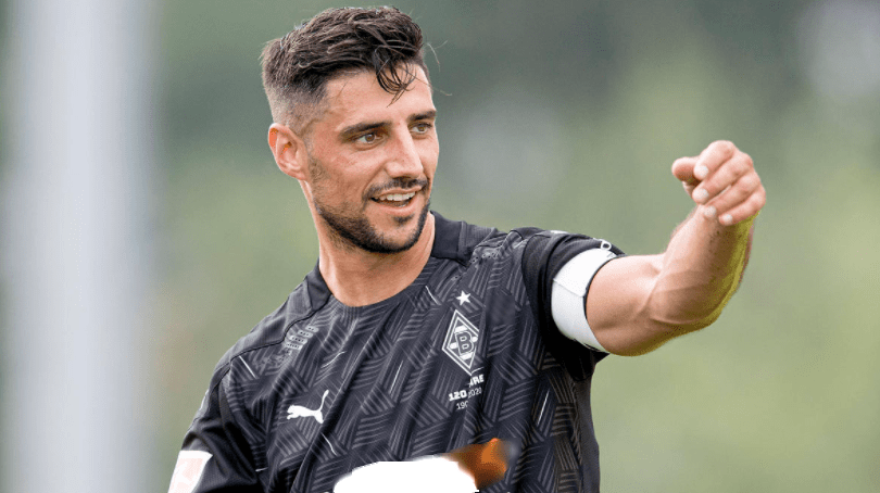 德甲球队普鲁士柏林遭遇两连败，排名下滑