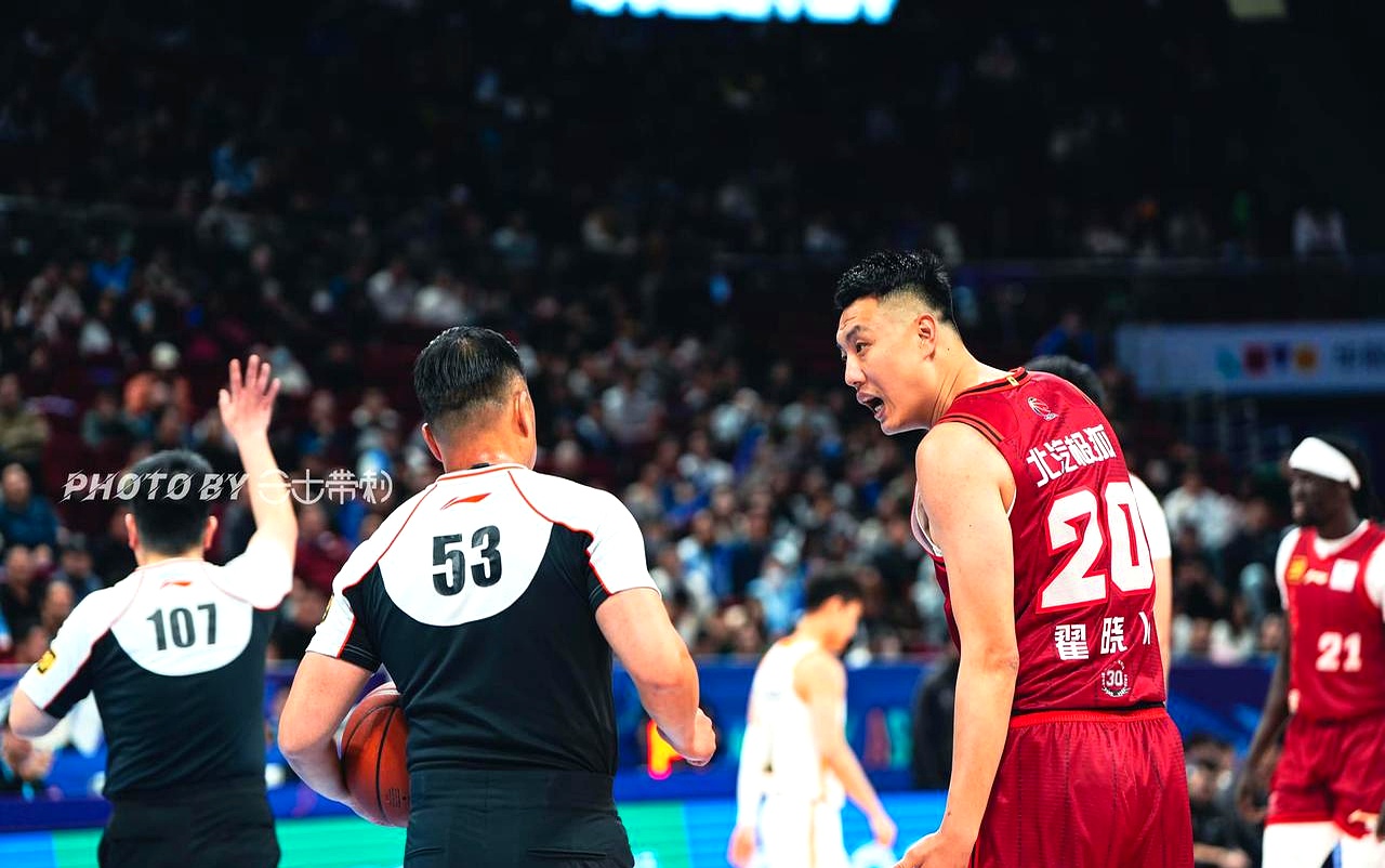 北京首钢力克山西，全队励精图治奋勇争先