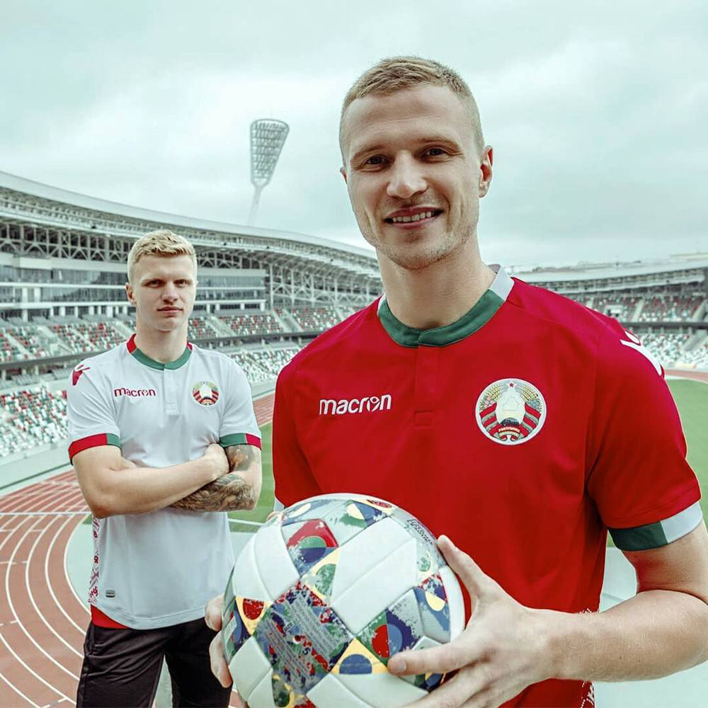 捷克战白俄罗斯，抢占先机斗晋级