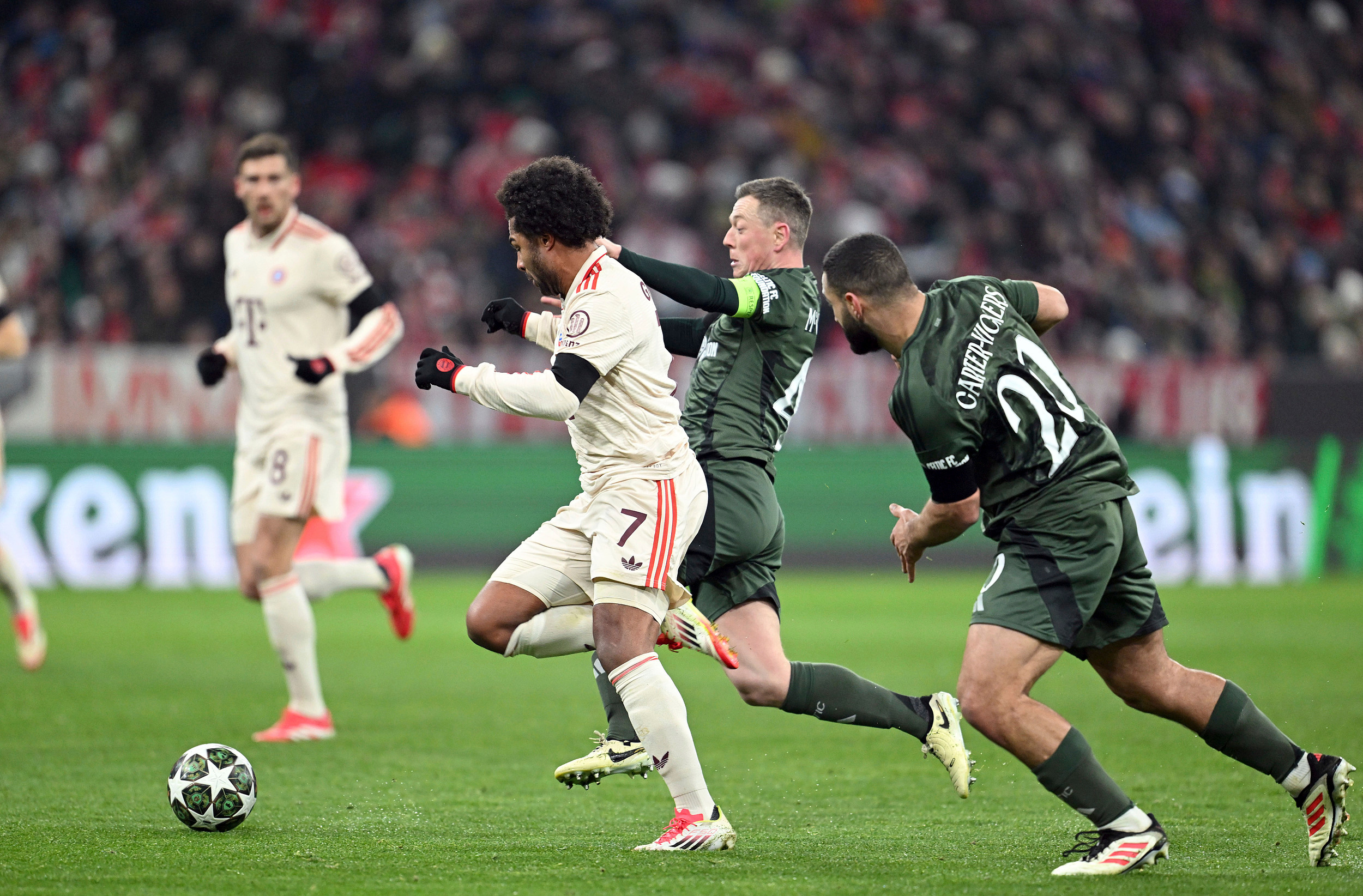 关于阿扎尔助攻比利时战胜法国，取得关键胜利，晋级半决赛的信息