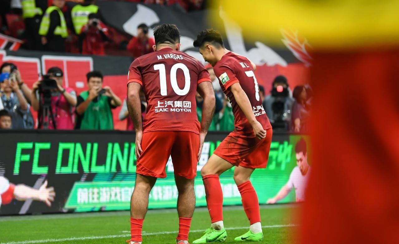 战胜劲敌，球队进入季后赛前景一片光明的简单介绍