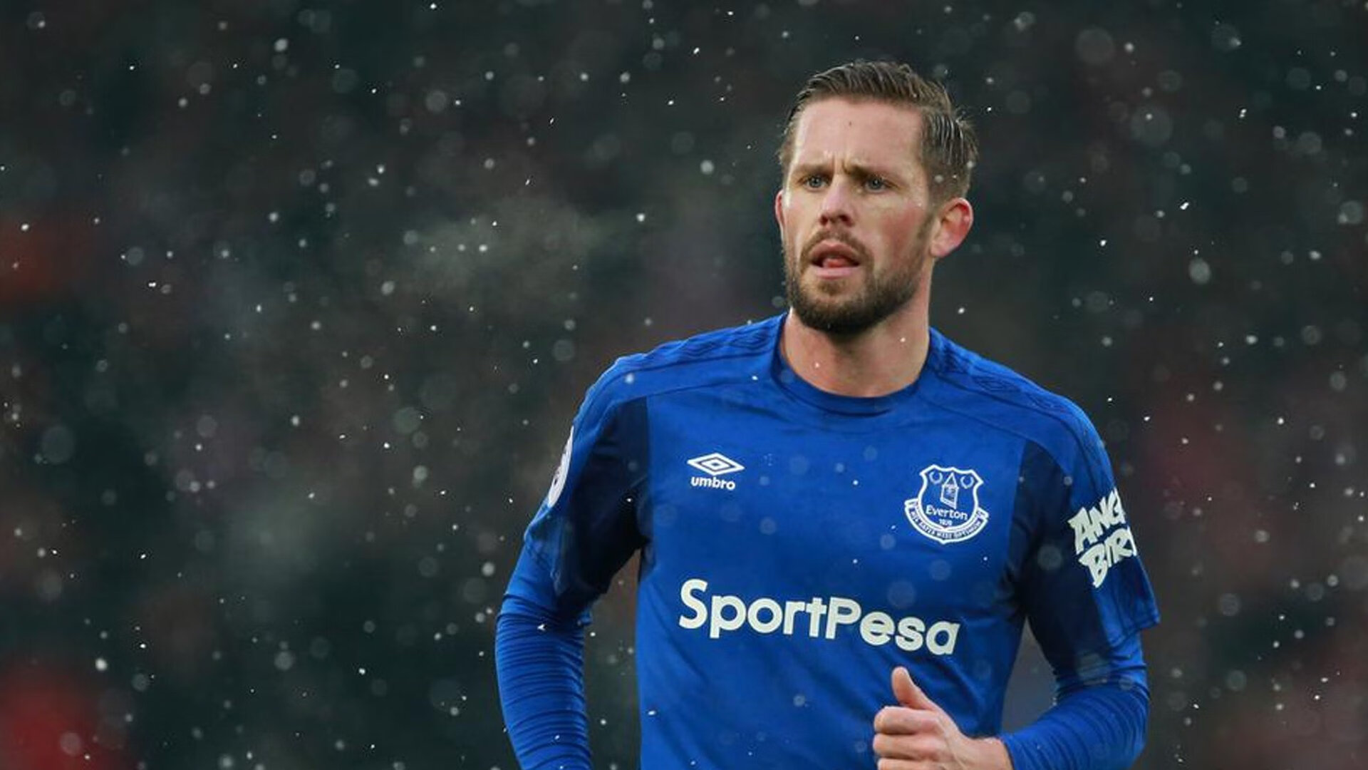 2026世界杯之夜，当篮球巨星照亮绿茵场，库里如何重新定义价值