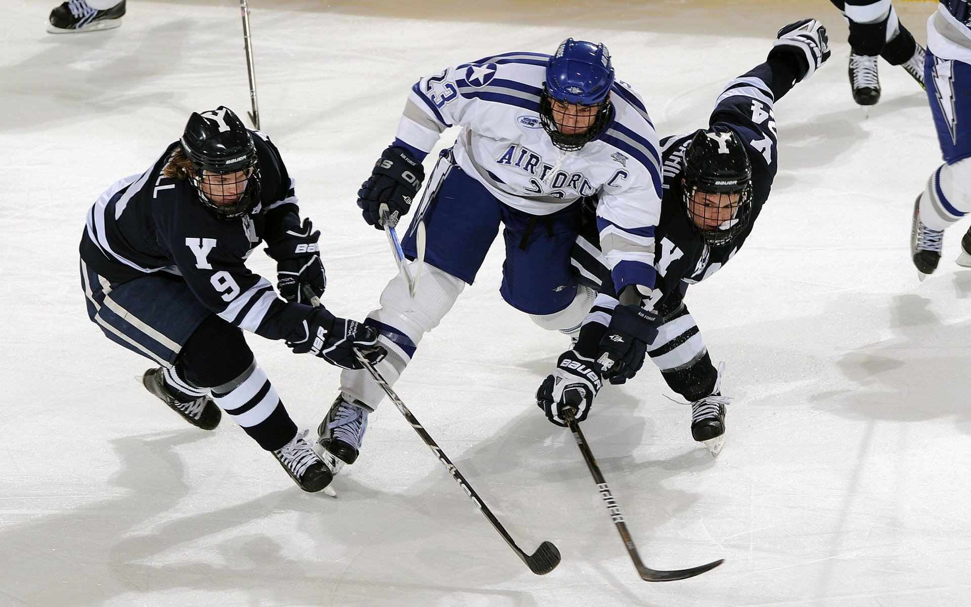 基米希一锤定音，拜仁终结土耳其旋风展露欧冠底蕴