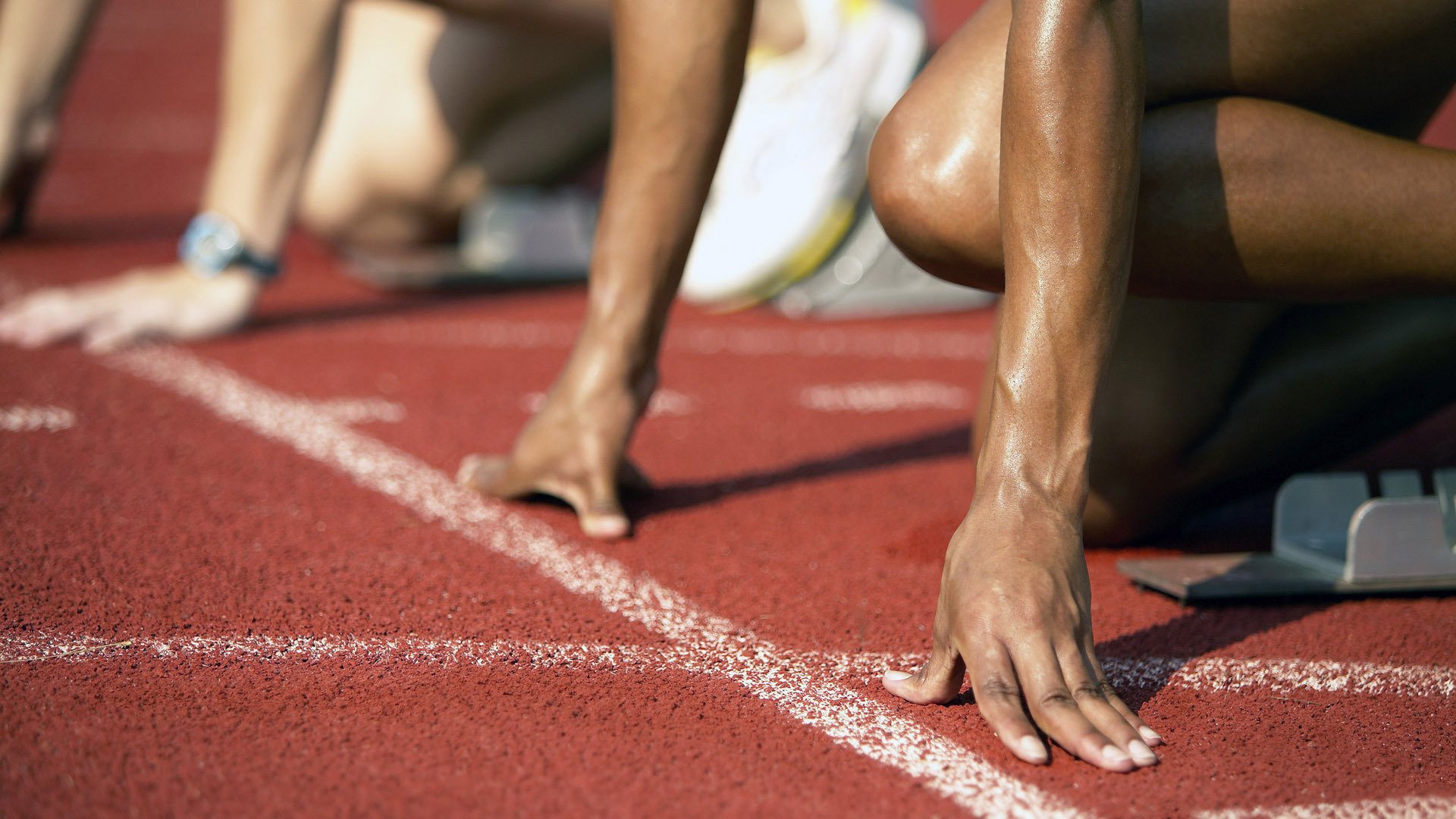 当世界折叠时，尼日利亚翻盘伊拉克，莱万在西决生死战接管比赛