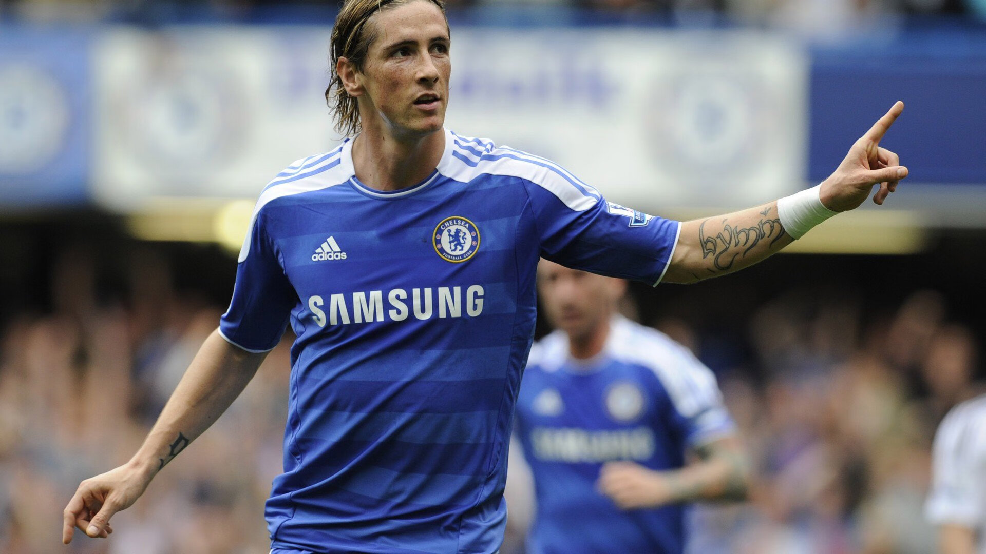 双重逆转之夜，波兰足球的坚韧与樊振东乒乓球的绝地反击